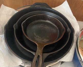 cast iron skillets