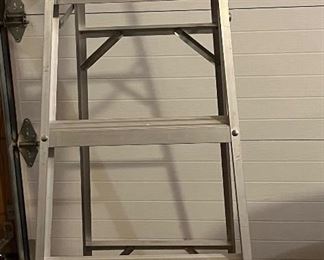 6-foot ladder, light weighted