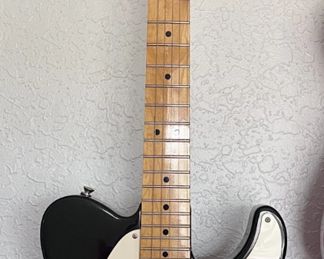 #10 - Peavey Reactor, Black 07082632---$250