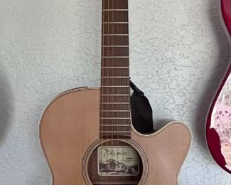 #20 - Takamine Acoustic/Electric, 6 string - AN40C -- $450