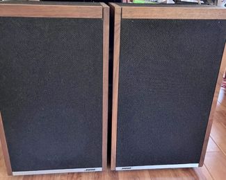 Bose 601 speakers