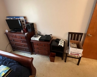 BEDROOM 1 XBOX  GAMES  FURNITURE