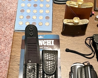 Clip Holder Camcorder