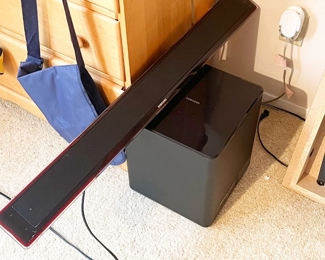 SAMSUNG SOUNDBAR  SUB