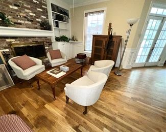 Very nice upholstered chairs
