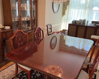 Mahogany Dining Table with Hepplewhite Shield Chairs, Sideboar,  Chandelier and Carpet. Vintage ^0's Stereo unit in Background