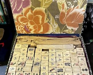 Beautiful vintage Mahjong set