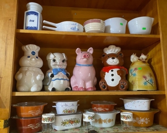 Vintage cookie jars, Vintage pyrex