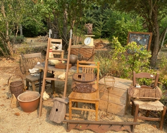 Vintage and Antique primitives