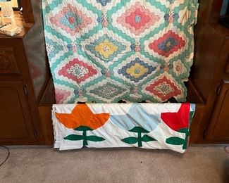 New flower garden quilt
Quilt top