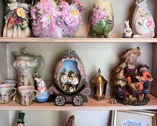 Various holiday decor items