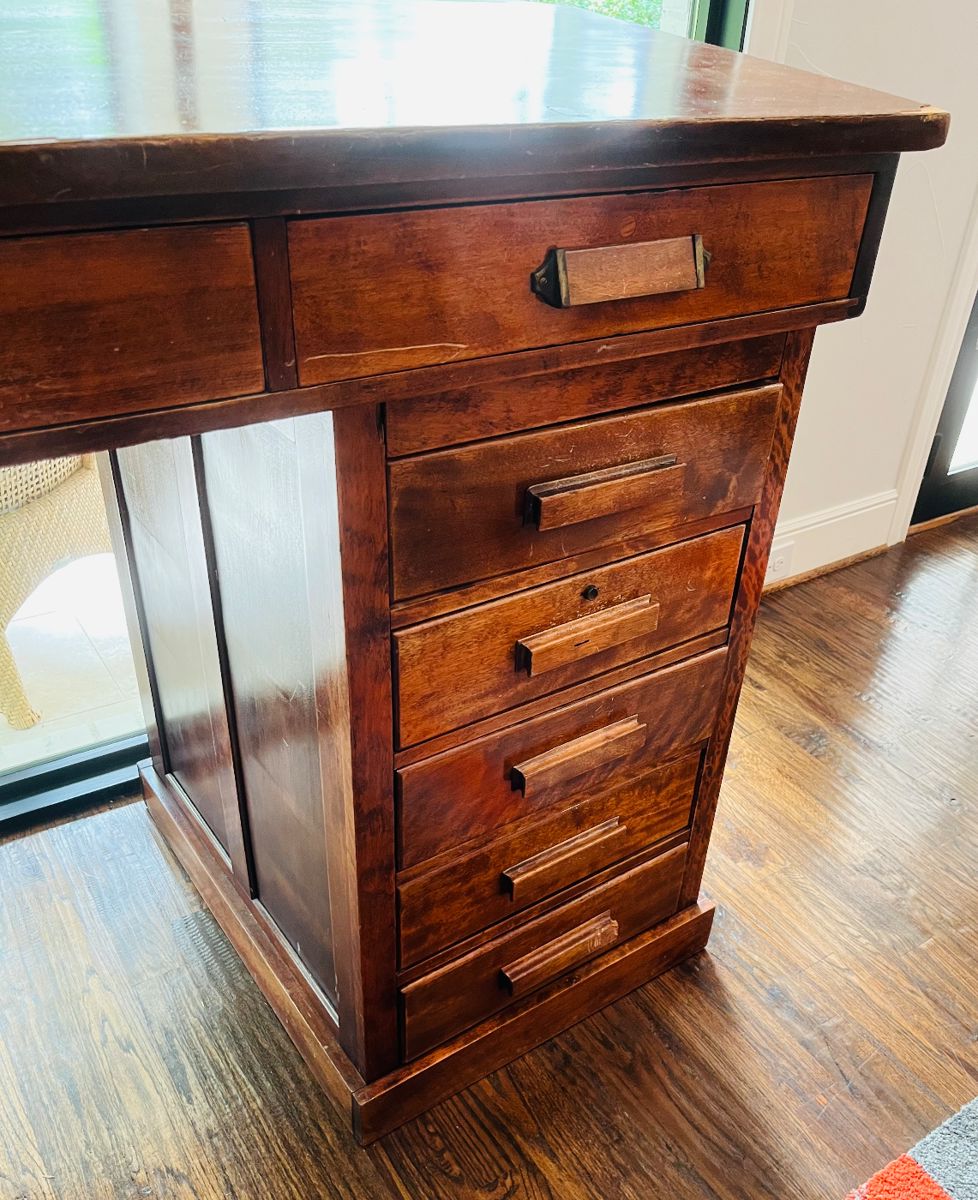 Standing Double Pedestal Plantation Desk from the 1800’s! 