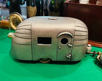 Vintage/Retro- 49’ Mercury and Aero Stream-
Talk about nostalgia! This set is rendered in fine, realistic detail from aluminum with bronze accents, including the car's removable trailer hitch. Aero Stream has functional door. Sold individually or in a set of two as shown.