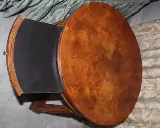 Drexel heritage lamp table with slide -out