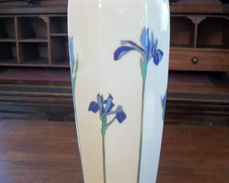 Vase with iris decorations