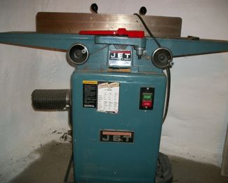6 in Jet jointer/planer with 46in table