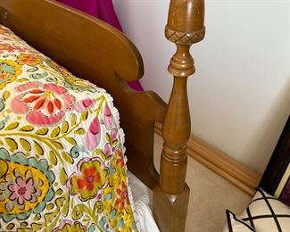 Detail of twin bed acorn finials