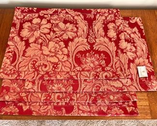 Set of 4 Waterford placemats in Like New condition