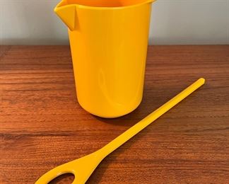 Vintage Rosti, Denmark melamine drink pitcher with original stirrer by Heiner Boberg