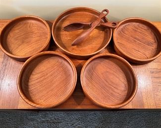 Vintage teak low-profile salad bowl set with tongs