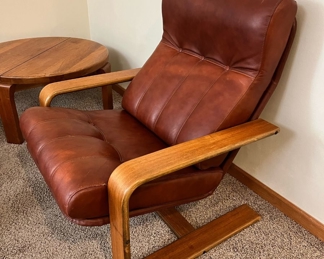Vintage Westnofa lounge chairs with one coordinating ottoman