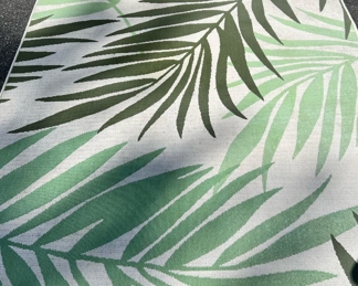 9’ x 6’ indoor/outdoor area rug