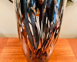 Vintage art glass vase with metallic ‘Zebra Head’ detail that is very evident when viewed from above