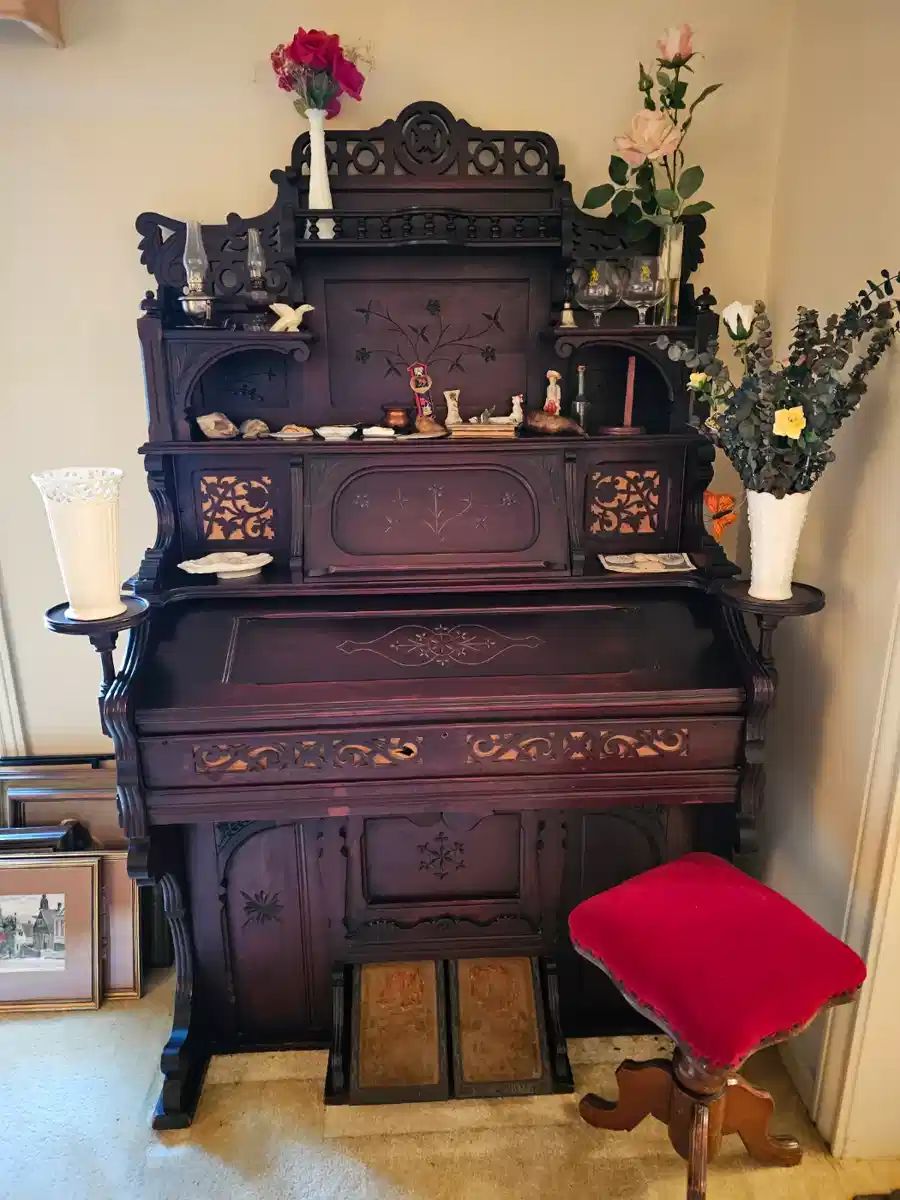 Fallis Estate Sale in Bay City, TX starts on 8/25/2023