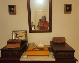 Antiques Boxes - Mirror - Mirror Matches Dresser