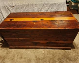 Beautiful Cedar Chest Trunk