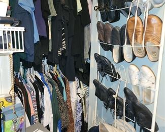 Shoes - Ladies Clothes 