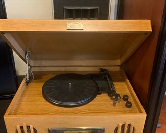 #13	Spirit of St. Louis Turn Table/Radio	 $75.00 			
