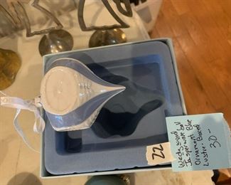 #23	Wedgewood Jasperware Ball - Blue Luster in box	 $30.00 			
