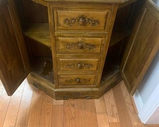 #31	Half Moon Wood Table w/4 drawers & 2 flip open sides - 32x14x33	 $75.00 			

