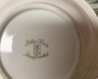 #39	Soko Hand-Painted China Set w/birds	 $20.00 			
