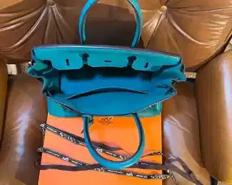 HERMES BIRKIN 30 BAG IN BLEU PAON - BOX, RIBBON AND CERTIFICATE