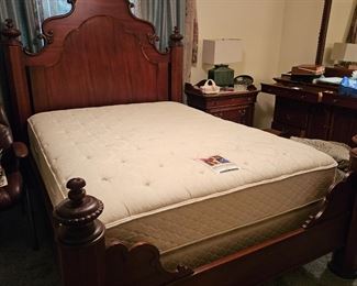 Queen Bed