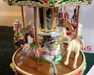 Mr Christmas Metallic Holiday Go Round Music Box