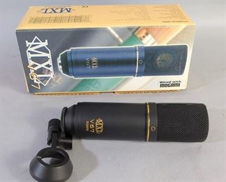 MXL V67 Microphone In Box With Soft Case And Manual