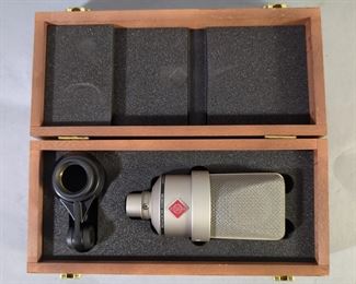 Neumann Type TLM 103 Microphone In Wood Case