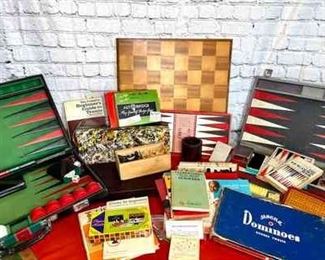 Backgammon, Chess More