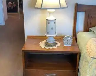 Broyhill Sculptra nightstands