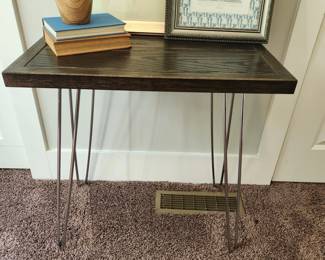 Hairpin Accent Table