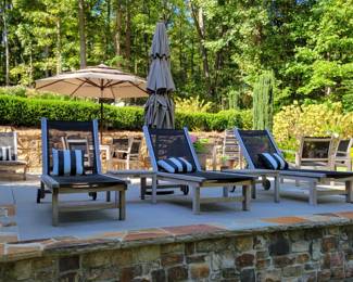 Kingsley Bate St. Tropez Chaise & Classic Side Tables