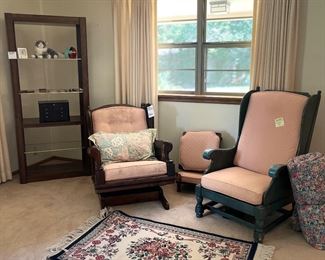 These chairs would be cute with a little re-treasuring. Includes the ottomans. 