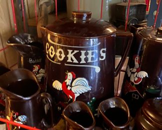 Large Vintage Brownware Rooster/Chicken Set