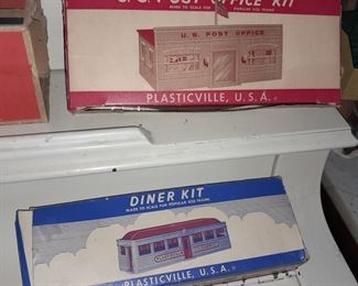 Plasticville Buildings W/ Boxes
