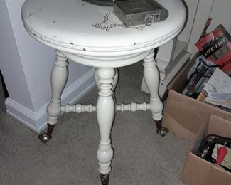 Piano Stool W/ Claw Foot Legs
