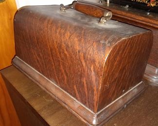 Antique Graphophone W/ Wooden Carrying Case & Horn
