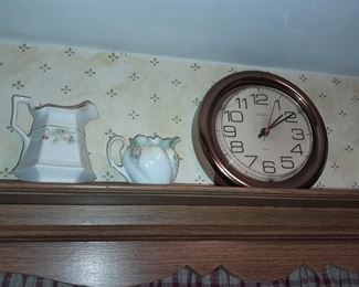 Antique Creamers/Pitchers
